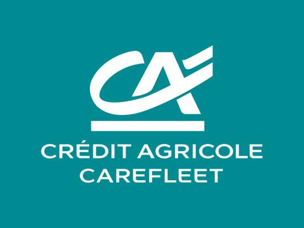 Prąd zaczyna napędzać firmowe floty. Dostawczaki przyspieszają, ciężarówki nadal na starcie