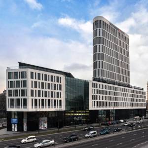 ING udostępnia dla klientów firmowych możliwość wysyłki karty płatniczej do automatów Paczkomat InPost