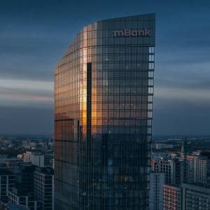 Jedno spojrzenie w aplikację zamiast rozmowy z oszustem. mBank wprowadza dodatkowe zabezpieczenie klientów