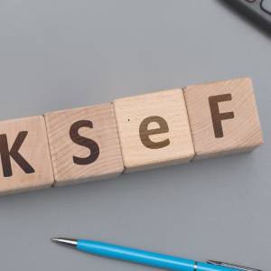 Krajowy System e-Faktur już działa. Co grozi za niedopasowanie się i co KSeF zmienia w faktoringu?